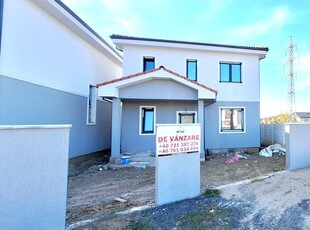 Oferim spre vanzare, Duplex cu 5 camere, zona Lipovei aproape de Iulius Mall