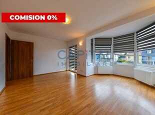 Comision 0%! Casa suprafata 420 mp, garaj, parcare 12 locuri, Intre Lacuri