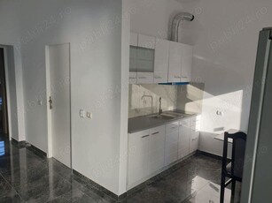 Comision 0 Închiriez apartament 2 cam (dorm și living cu bucatarie op