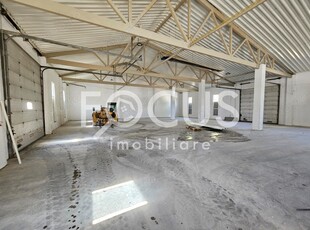 COMISION 0% Inchiriez hala industriala Freidorf - Timisoara 350mp