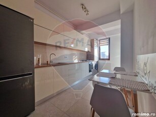 De inchiriat apartament 2 camere Centru Constanta cu loc de parcare