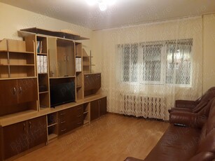 De închiriat apartament cu doua camere decomandate în zona Soarelui