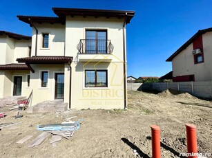 Duplex modern despartit prin camera tehnica | Mosnita Veche