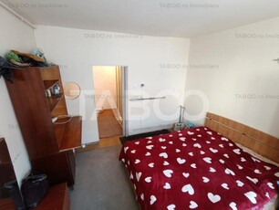 Garsoniera recent renovata 1 baie 22 mp utili zona Ampoi 1 Alba Iulia