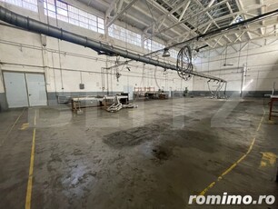 Hala industrială spațioasă în Oradea pentru activități comerciale și industriale