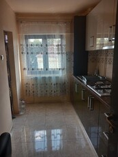 inchiriez apartament