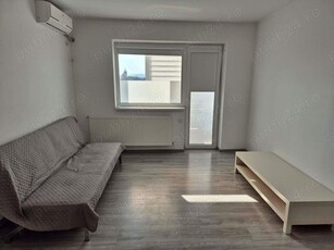 Închiriez apartament