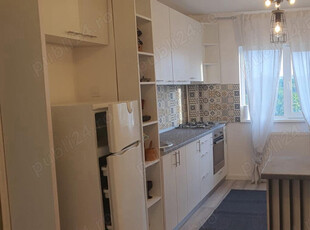 inchiriez apartament 2 camere tineretului vedere parc