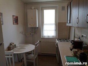 Inchiriez apartament 2 camere zona Complexul Studentesc