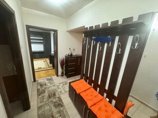 Inchiriez apartament 3 camere