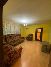 Închiriez apartament 3 camere zona Colentina