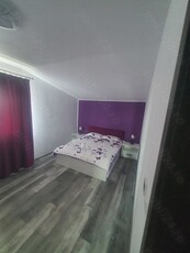 Inchiriez apartament