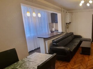 Inchiriez apartament