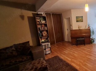 Închiriez apartament zona Atelierul de Pizza