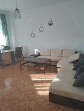 Închiriez Casa cu 3 camere Zona Titulescu