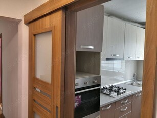 Inchiriez pe termen lung, apartament 3 camere, tip AN, decomandat, 2 băi, 2 balcoane in Nufarul