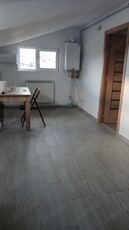 Apartament de închiriat