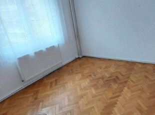 Ofer spre inchiriere apartament 2 camere parter