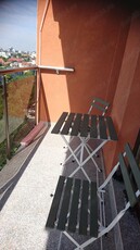 Particular ofer spre ichiriere apartament nou in zona centrala cu piscina la parter