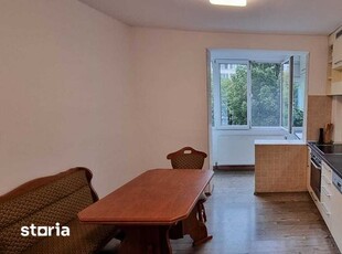 Proprietar inchiriez apartament 3 camere 75 mp,Brasov - Bld.Victoriei