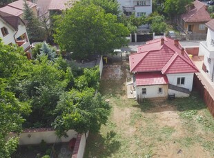 PROPRIETAR Vând teren intravilan+casa situat în localitatea Craiova, cartier Brazda lui Novac.