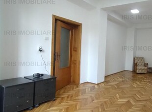 Sararie! Liber! 360euro! Spatiu ideal birou!