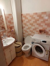 Se inchiriaza apartament cu 3 camere