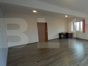 Spatiu de birou, 80 mp, parcare, renovat, zona Corneliu Coposu