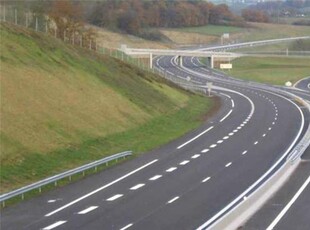 Teren de vanzare lângă Autostrada Pitești - Sibiu