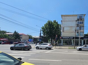 Tudor Vladimirescu-intersectie Bucsinescu, spatiu comercial stradal