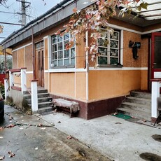 Vand casa 3 camere, zona foarte buna, Reghin, Mures