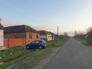 vând casa , Bocsig Arad .