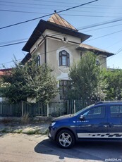 Vând casa in Târgoviște