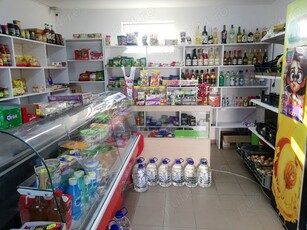 Vand Inchiriez spatiu comercial