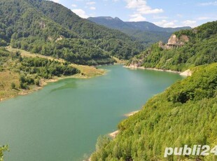 Vand teren intravilan Siriu la 100m de lac si cu deschidere directa la DN10