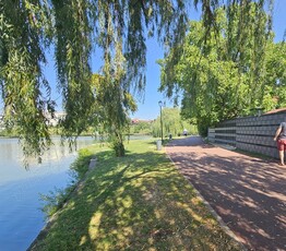 Vand teren la lacul de la Iulius Mall - Gheorgheni front 13m