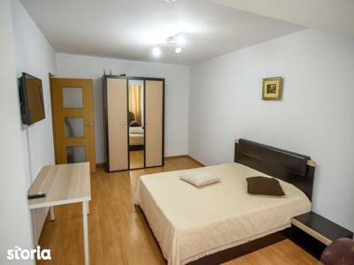 Inchiriez apartament 3 camere Faleza Nord / 01.10.2023-15.06.2024