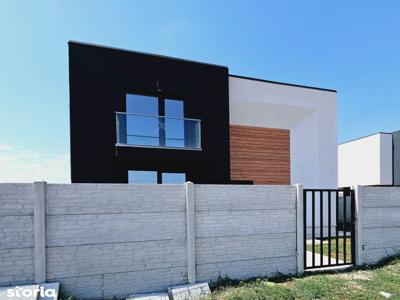 Casa Stil Meditereanean, P+1E, 180mp, Teren 730mp, Corunca