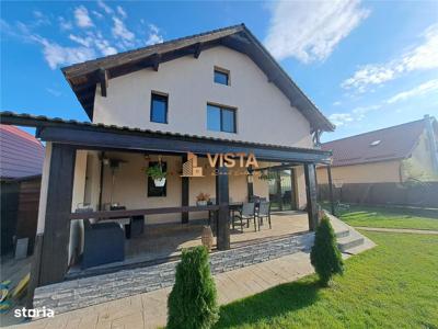 EXCLUSIVITATE, Casa 5 camere, 650 mp Teren, Carpinis-Tarlungeni, Braso