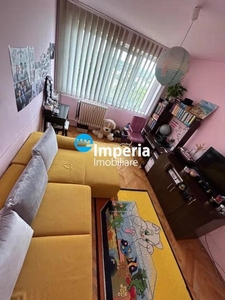 Apartament 2 cam, semi decomandat, de vanzare in zona Tatarasi Piata Chirila