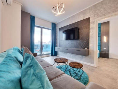 Apartament amenajat modern cu vedere la mare langa plaja