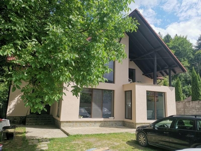 Casa, Dambul Morii, Brasov, in alintul si linistea naturii