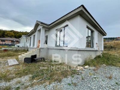 Casa parter cu 1091m teren, zona Valea Jelnei