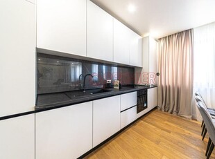 8 minute - Metrou Aparatorii Patriei - Apartament 2 camere - 69248 euro