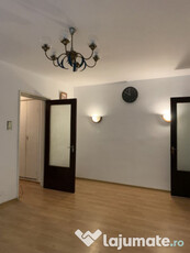 APARTAMENT CU 3 CAMERE COLENTINA