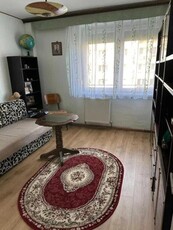 APARTAMENT 3 CAMERE, DECOMANDAT, ETAJ 2 DIN 4 , ULTRACENTRAL