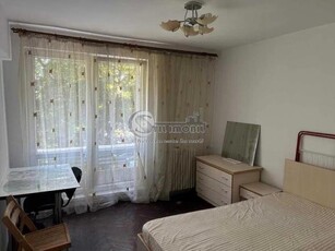 Apartament 3 camere - Zona P-ta Unirii - 600 Euro