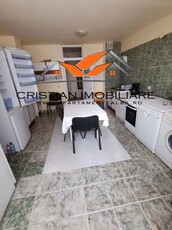 Apartament 4 camere decomandat, etaj intermediar, 2 bai, Cetate!