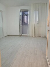 Apartament cu 2 camere, etaj 5/10, zona Tatarasi