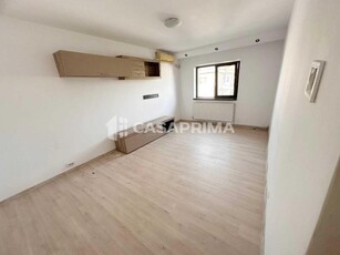 Apartament Generos cu 3 Camere, Decomandat Zona Alexandru cel Bun